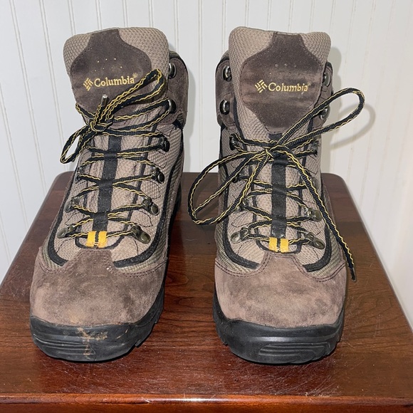 columbia work boots